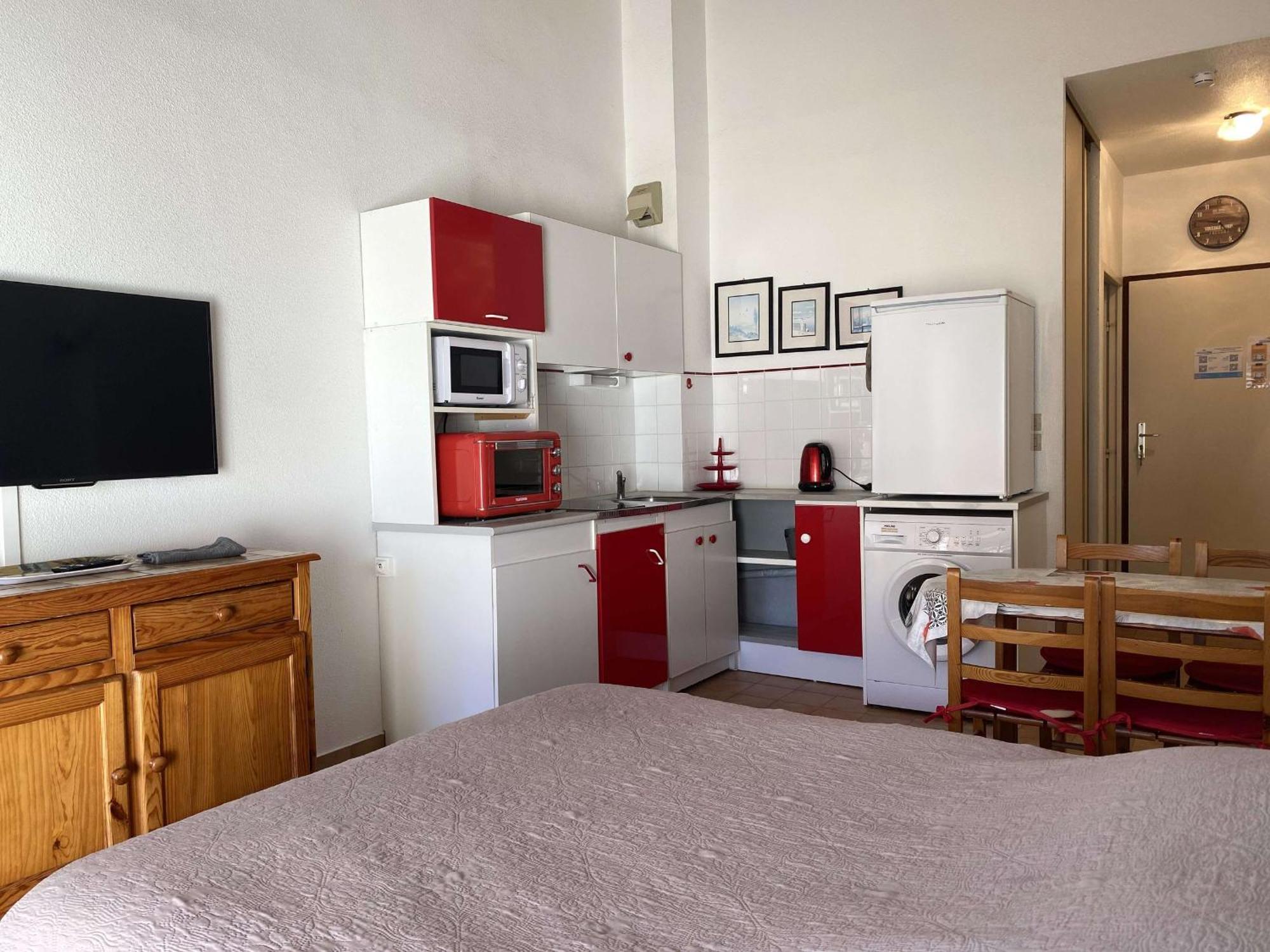 Studio Cosy Avec Terrasse, Parking, Proche Thermes - Balaruc-Les-Bains - Fr-1-553-89 ภายนอก รูปภาพ